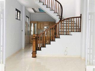Bán nhà đẹp Võng Thị, Tây Hồ, ôtô đỗ cổng, quy hoạch ổn, 35mx5t, 13.5 tỷ, 0985696268