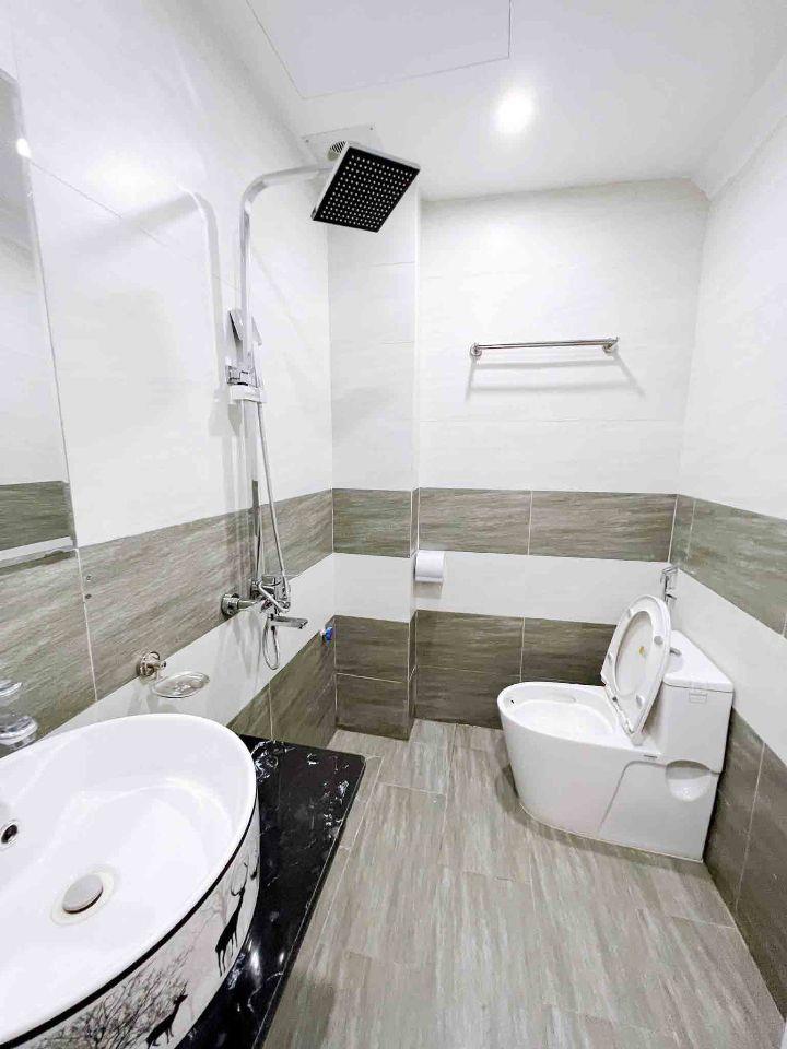 Bán nhà đẹp Đội Cấn, Ba Đình, gần hồ, gần ô tô, giá đầu tư, 98mx5t, 16.8 tỷ, 0985696268
