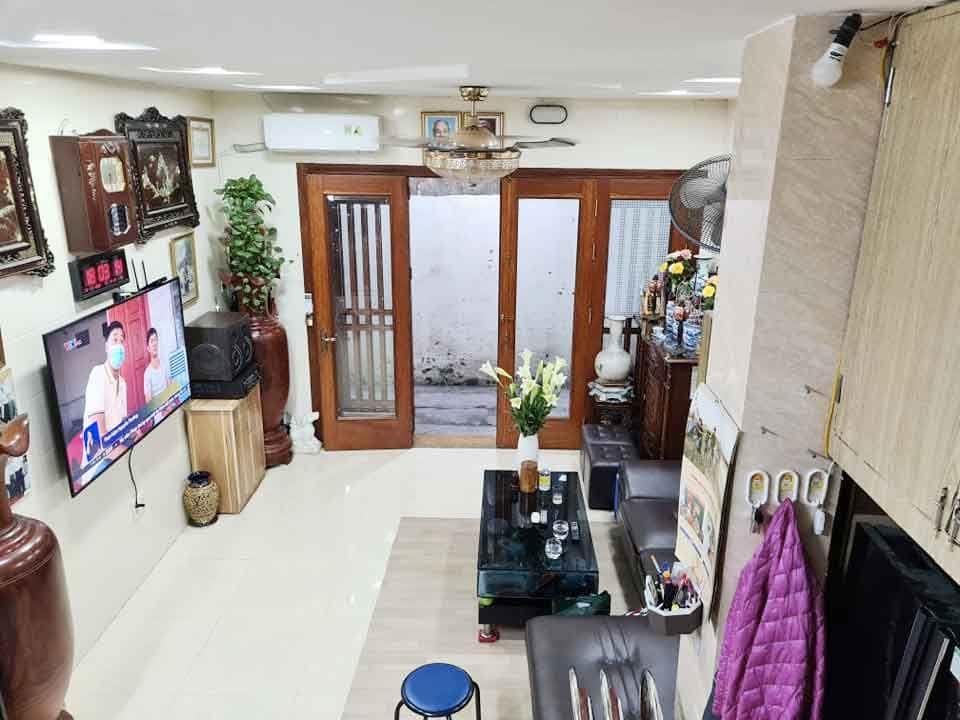 Bán nhà Lạc Long Quân, Tây Hồ, vị trí đẹp, 14tr/t, giá đầu tư, 116mx3t, 26 tỷ, 0985696268