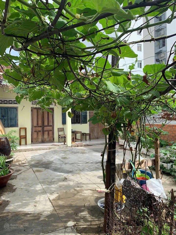 Bán nhà hẻm ô tô hoàng diệu 200m2 ngang 7m giá rẻ 65tr/m2 0936 726 ***