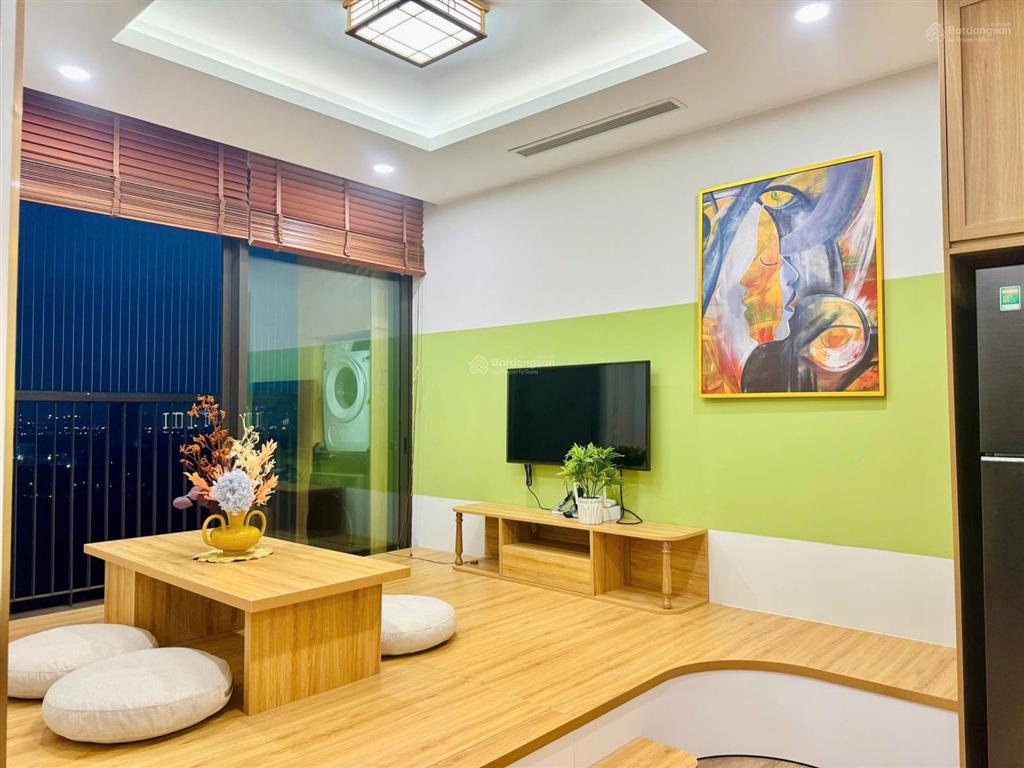 Cắt lỗ căn hộ 2 phòng ngủ 2wc 68m2 onsen kđt ecopark nội thất siêu đẹp giá 5tỷ900 view hồ thiên nga