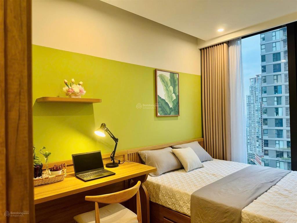 Cắt lỗ căn hộ 2 phòng ngủ 2wc 68m2 onsen kđt ecopark nội thất siêu đẹp giá 5tỷ900 view hồ thiên nga