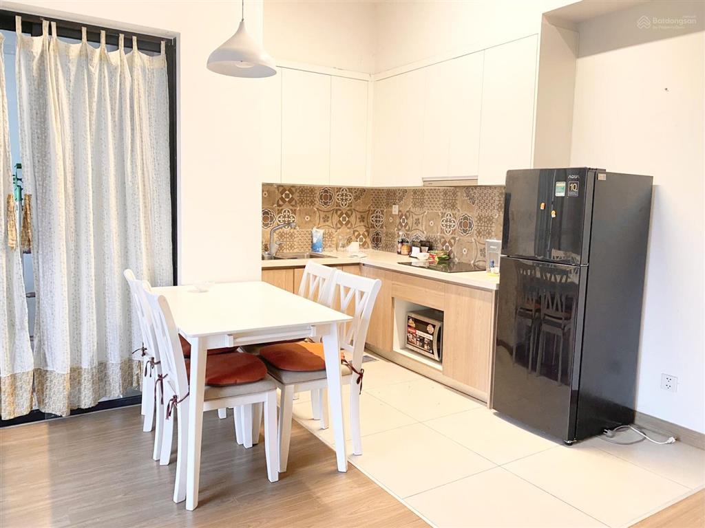 Chủ nhà chuyển vào đà nẵng bán căn hộ 2 phòng ngủ 1wc 58m2 aquabay ecopark view sân golf giá 3tỷ600