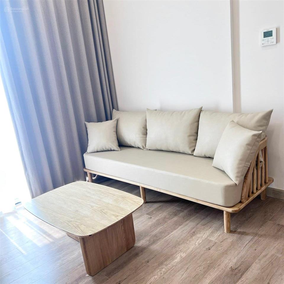 Cần bán trong 20 ngày căn hộ 2 phòng ngủ 2 wc haven park kđt ecopark 58m2 giá 3tỷ950 có sổ đỏ