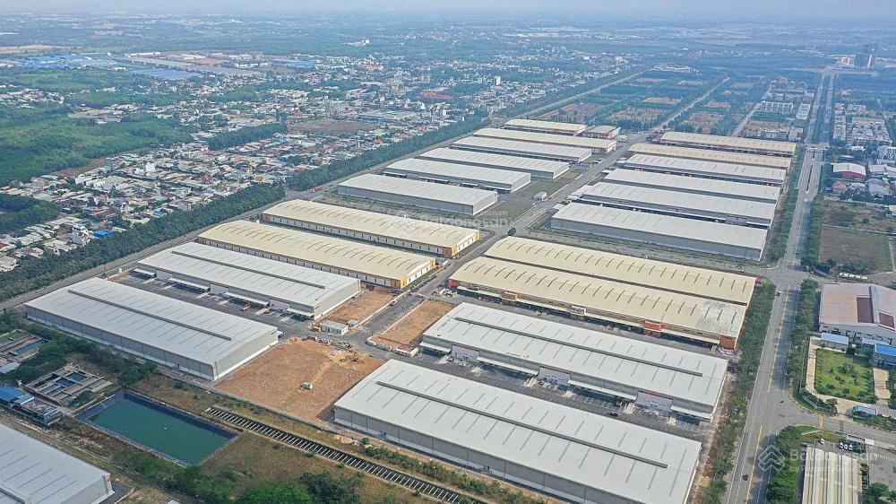 Cho thuê kho xưởng trong kcn tại văn lâm, hưng yên. dt 2500m2