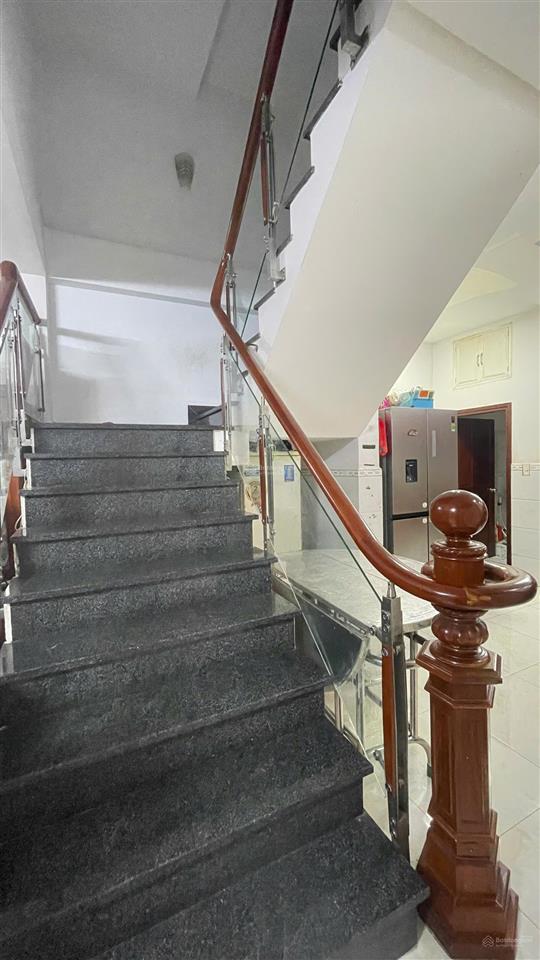 Nhà riêng mới  mặt tiền kinh doanh đường chính lâm văn bền, sổ hồng chính chủ
