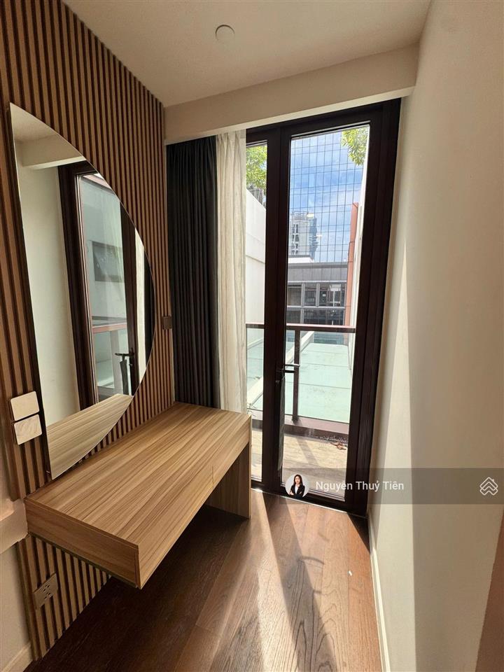Chuyển nhượng căn hộ the galleria 3pn có sân vườn  sẵn sổ công chứng nhanh