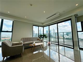 The opera cho thuê căn hộ 4 phòng ngủ view trực diện sông và thành phố, thang máy riêng