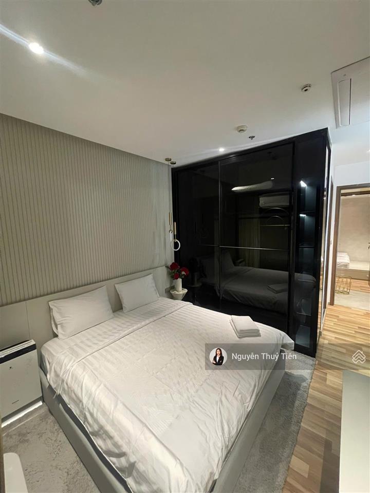 The crest chuyển nhượng căn 1pn+ 1 full nt sẵn hđt  giá siêu tốt