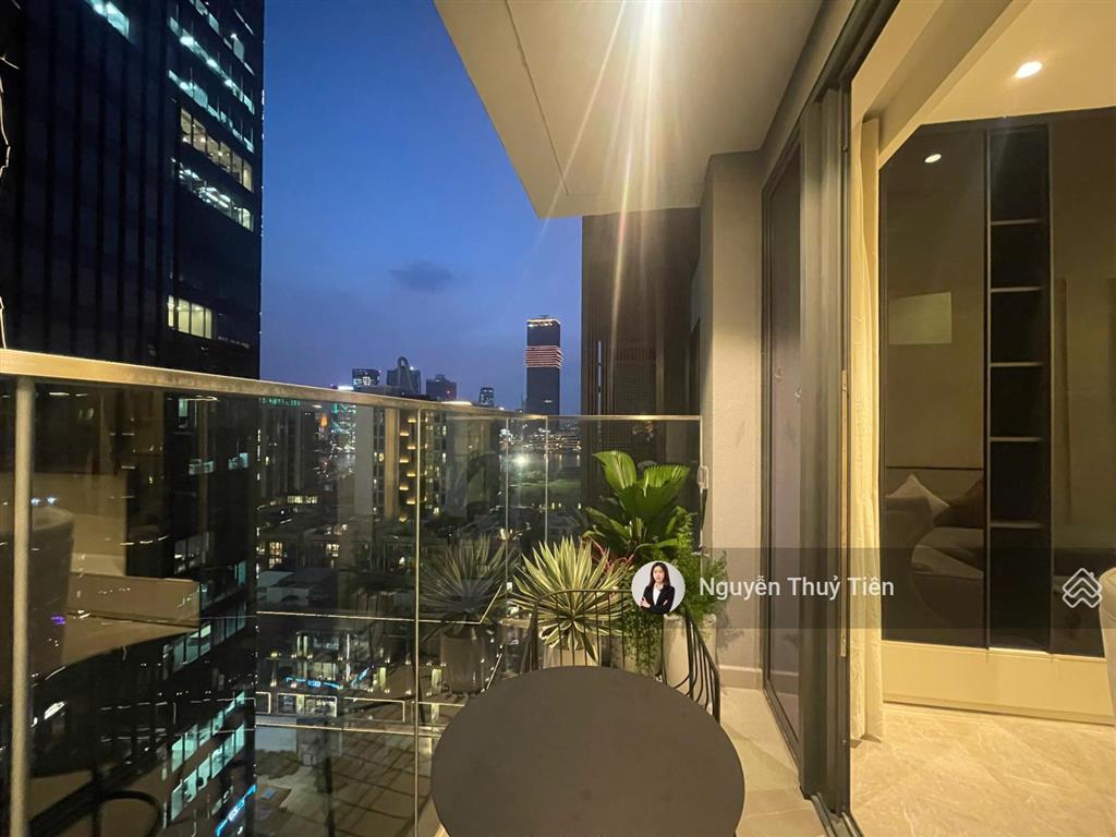 The crest chuyển nhượng căn 1pn+ 1 full nt sẵn hđt  giá siêu tốt