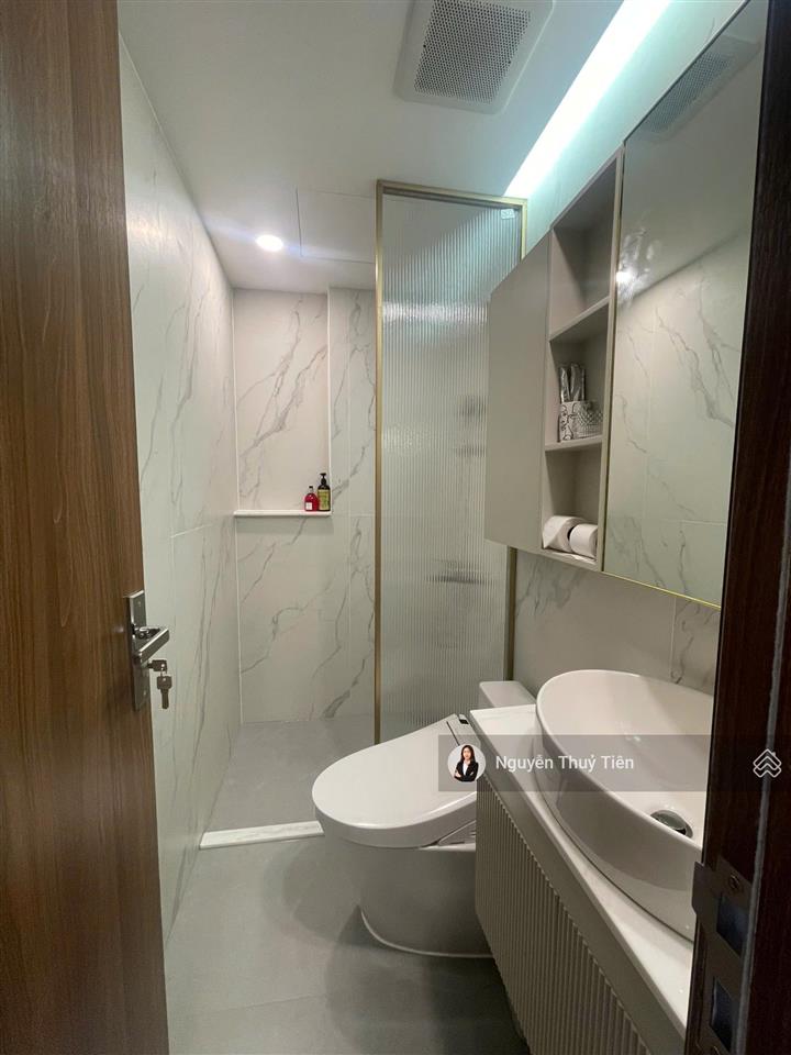 The crest chuyển nhượng căn 1pn+ 1 full nt sẵn hđt  giá siêu tốt