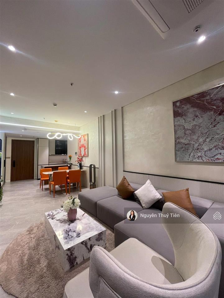 The crest chuyển nhượng căn 1pn+ 1 full nt sẵn hđt  giá siêu tốt