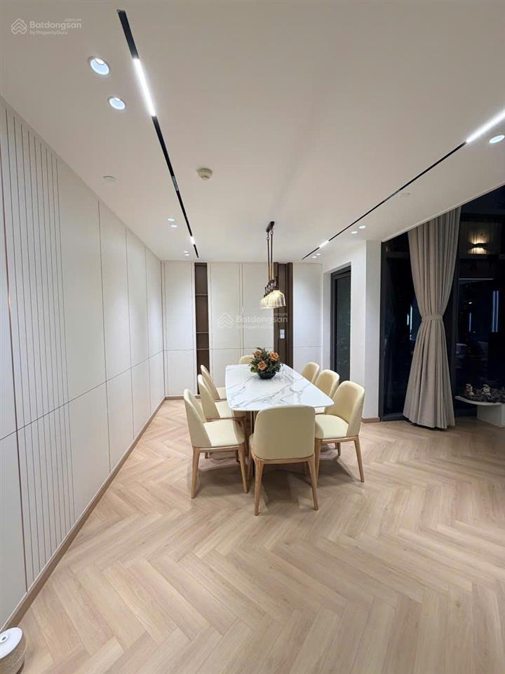 Siêu phẩm duplex the opera 4pn  236m2 vừa hoàn thiện nội thất, diện tích lớn