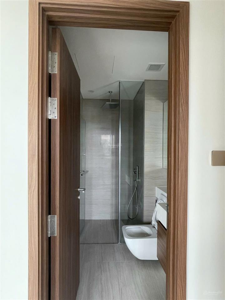 The galleria cho thuê 3pn nội thất cơ bản  view sông & quận 1