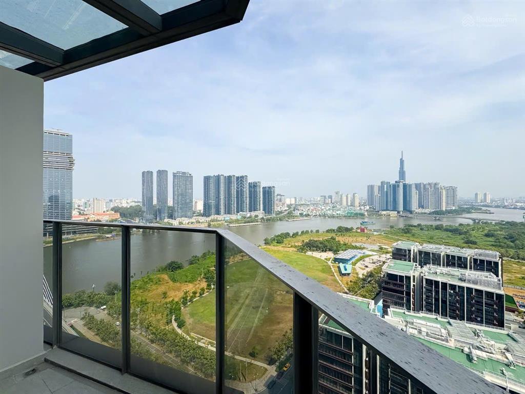 The opera penthouse 300m có hồ bơi riêng | view trực diện về landmark 81  sông sg