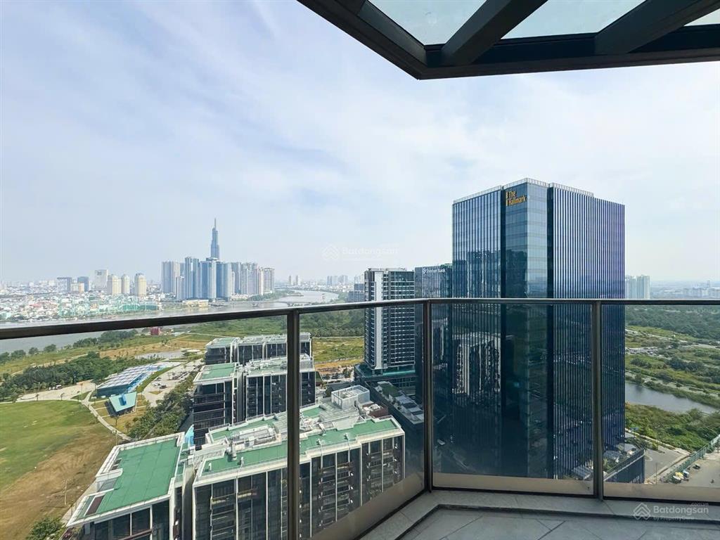 The opera penthouse 300m có hồ bơi riêng | view trực diện về landmark 81  sông sg