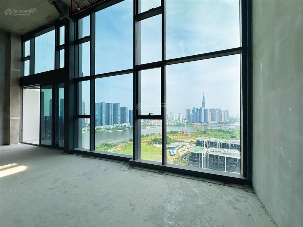 The opera penthouse 300m có hồ bơi riêng | view trực diện về landmark 81  sông sg