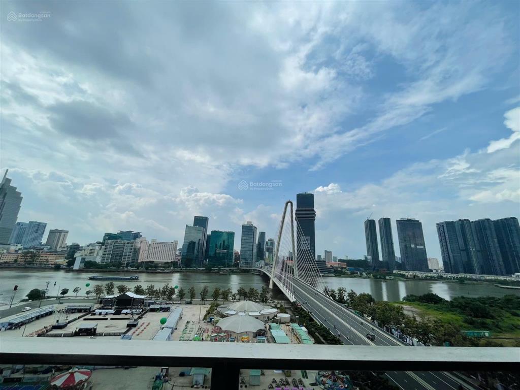 The opera chuyển nhượng 3pn view trực diện sông và quận 1  sẵn hđ thuê, giá tốt đầu tư