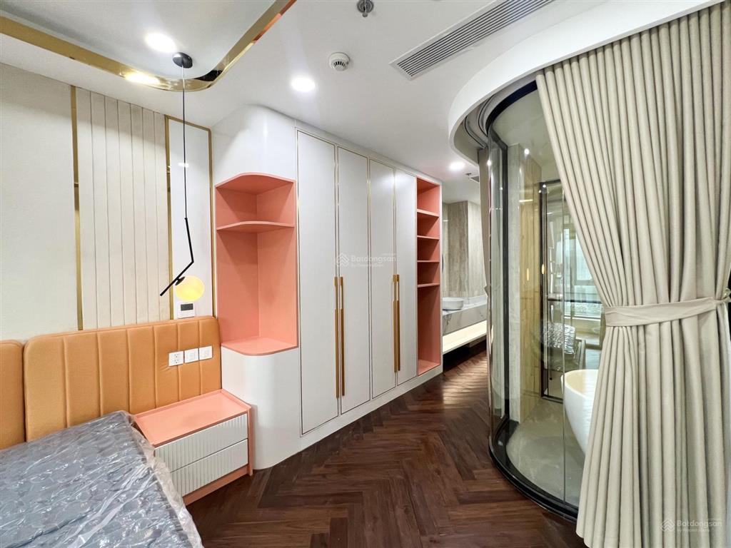 Loftpent the crest 4pn  220m2  full nội thất cao cấp