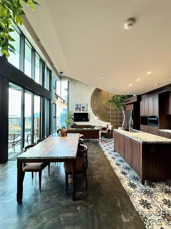 The opera bán loft đập thông 2 căn view sông và thành phố  full nt thiết kế