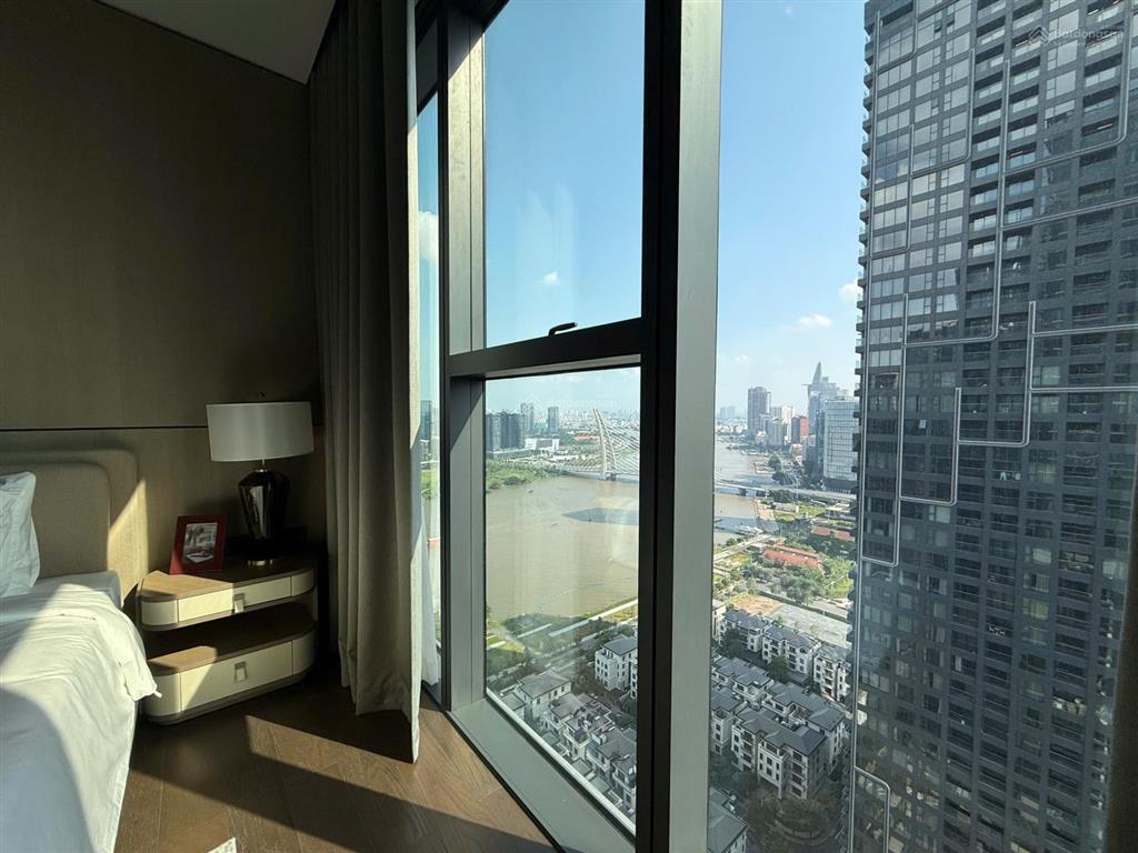 Grand marina cho thuê 3pn  150m2 view trực diện sông và thủ thiêm