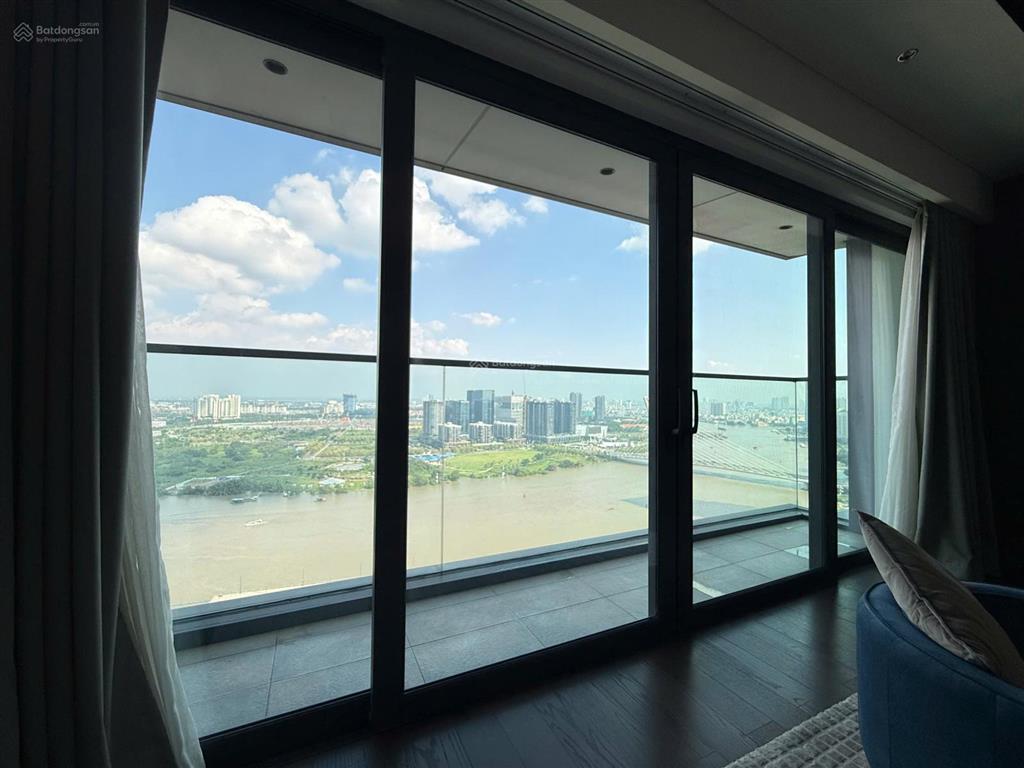 Grand marina cho thuê 3pn  150m2 view trực diện sông và thủ thiêm