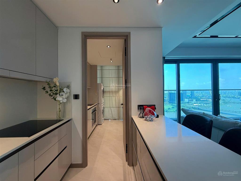 Grand marina cho thuê 3pn  150m2 view trực diện sông và thủ thiêm
