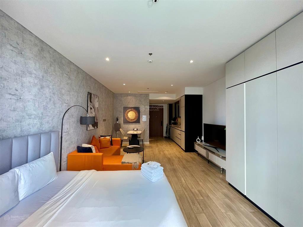 The crest studio chuyển nhượng giá siêu tốt  có sẵn hđt