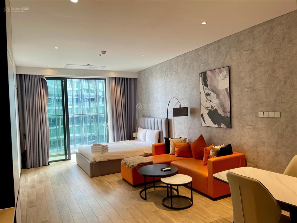 The crest studio chuyển nhượng giá siêu tốt  có sẵn hđt