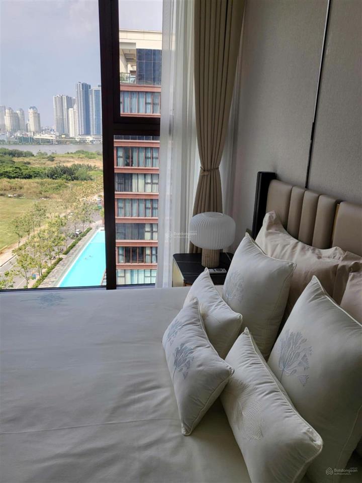The galleria cho thuê căn hộ 4 phòng ngủ đầy đủ nội thất view trực diện sông