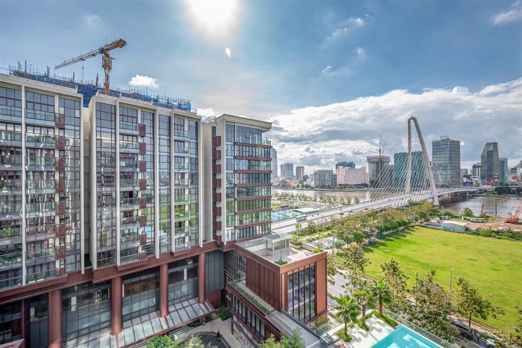 The galleria cho thuê 2pn  77m2  view cầu ba son