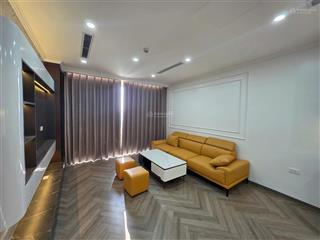 Bán căn hộ 105m2 thống nhất complex 3pn, 2wc, nội thất full, sổ đỏ chính chủ, giá nhỉnh 8 tỷ