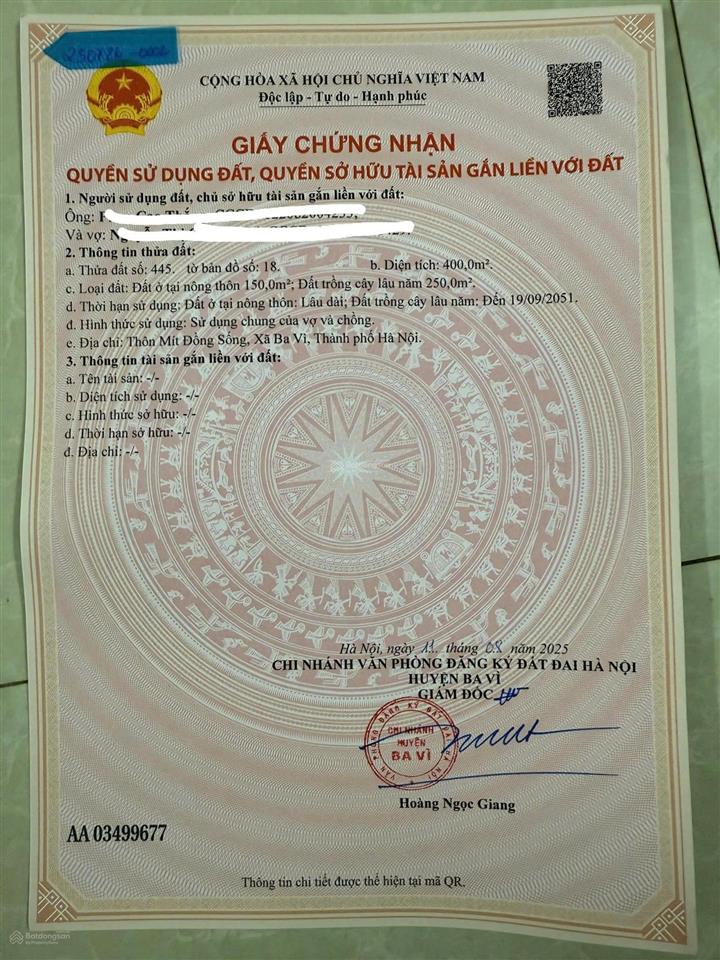 Lô đất 18m mặt đường trục chính gần cổng làng sầm uất, sẵn vườn cây, giếng khoan, điện, tường bao