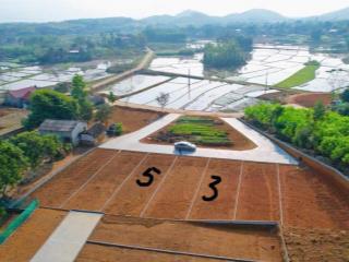 Đất tu vũ đường bê tông thông 2 ngõ ô tô tránh, view cánh đồng, gần hồ phượng mao trường học, tl317