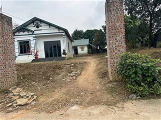 Bán nhanh khuôn viên nghỉ dưỡng sẵn nhà mái thái ở ba trại, đường to thông thoáng, tuyến 2 tl