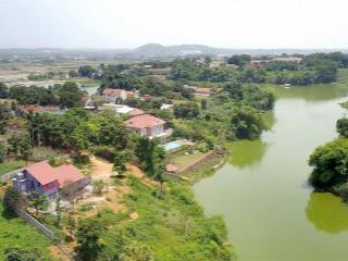 Mảnh đất nghỉ dưỡng ba vì bám hồ tự nhiên còn sót lại, gần trục chính liên thôn, cách tl414 hơn 1km