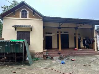 Hàng mới sẵn nhà c4 kiên cố ở tại tản lĩnh, dân cư đông, dịch vụ tiện ích đầy đủ, cách tl87 hơn 1km