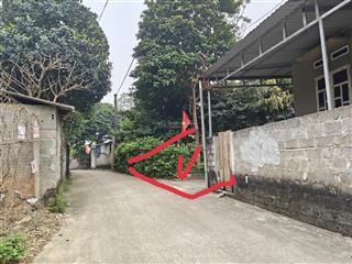 Hàng mới đất dân cắt bán, đường ngõ thông thoáng, khu đông dân cư đầy đủ tiện ích, gần trường cấp 3