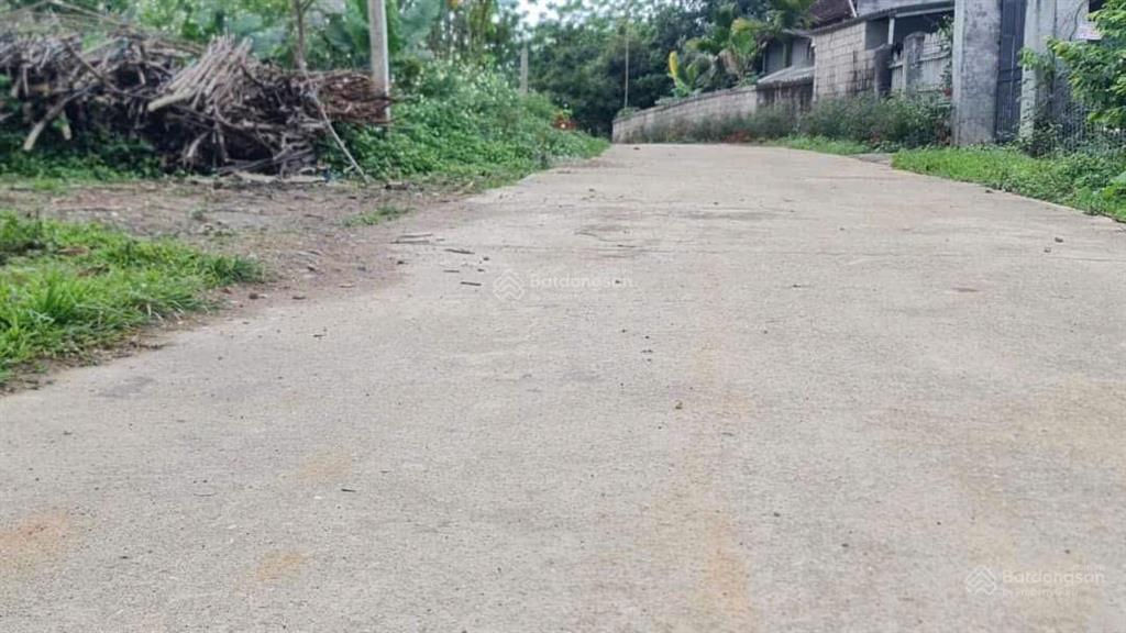 Đất ba trại vuông vắn đẹp, 10,56m mt, cách tl86 điểm bus 500m, cách chợ, ủy ban, trường học hơn 1km