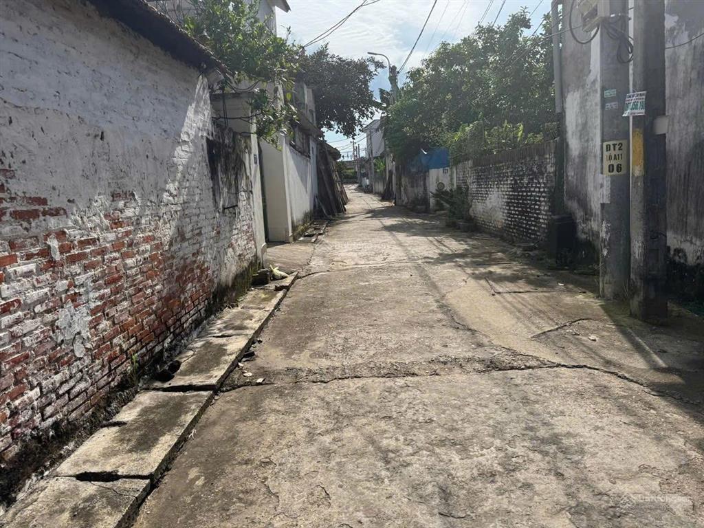 Đất sơn đà vuông vắn cực đẹp gần ub xã mới, nhà văn hóa thôntrường mầm non, cách tl92 chỉ hơn 100m