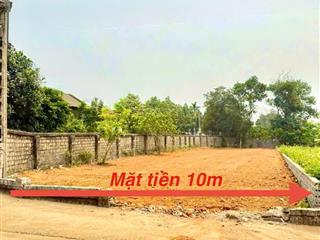 Đất 2 mặt tiền đường liên thôn, cách đường nhựa 100m, gần nhiều tiện ích, view núi ba vìgần hồ lớn
