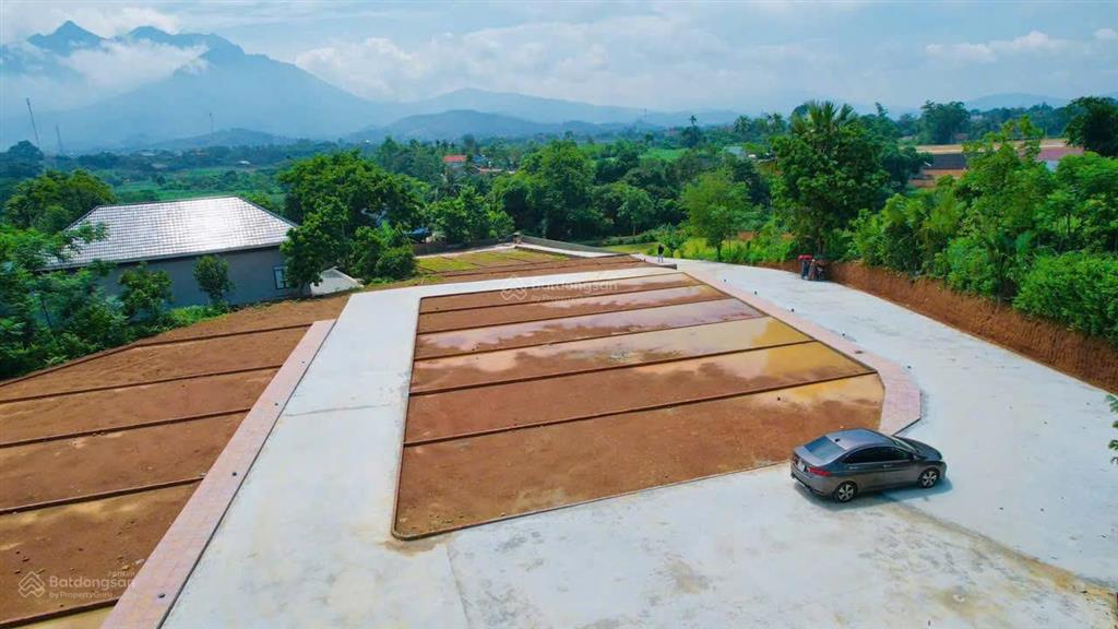 Đất thanh thủy 2 mặt tiền, đường rộng 6m, có vỉa hè, thoát nước, cách đường hcm 400m, view núi đồi