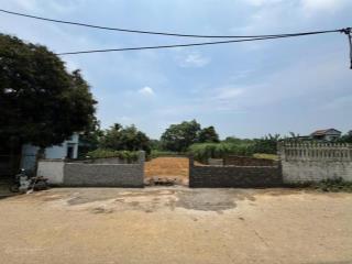 Đất trục chính yên bài đường rộng 3 ô tô tránh, sẵn đèn cao áp, sắp đổ nhựa, cách tl87 vài trăm mét