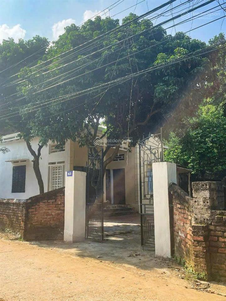 Lô đất mặt đường trục chính sẵn nhà gần trường cao đẳng, đầu tư kd buôn bán hoặc cho sinh viên thuê