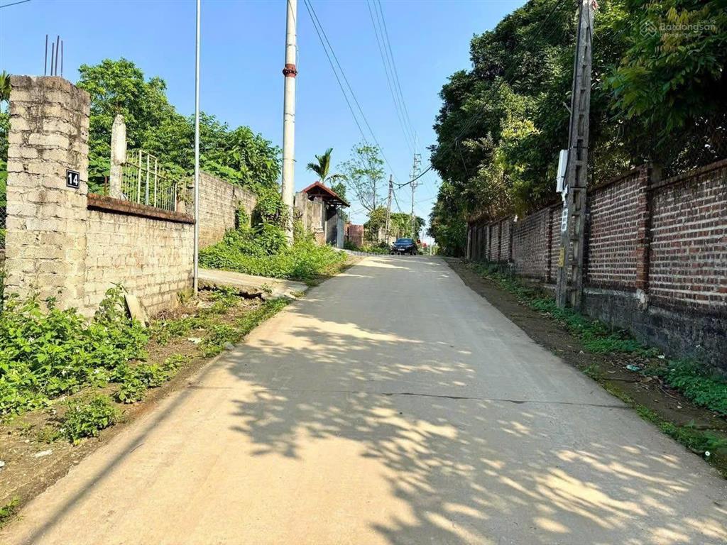 Đất nền yên bài view núi đẹp đường thông rộng, gần trục chính xã, gần chợ, hồ điều hòa, khu du lịch