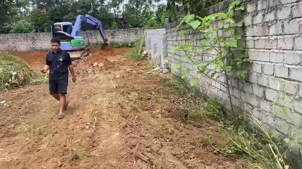 Siêu phẩm nghỉ dưỡng suối hai (ba vì) cách tỉnh lộ 87chợtrường học chỉ 50mview núi ba vì cực đẹp