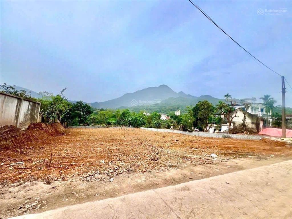 Đất nghỉ dưỡng kdl đồi gióyên bài, mt 25m đường thông, mặt hướng cánh đồng, view ao và núi ba vì