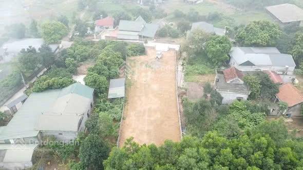 Tuyệt phẩm nghỉ dưỡng view núi xã quảng oai, đường rộng ngõ thông tứ phía, gần quy hoạch đường hcm