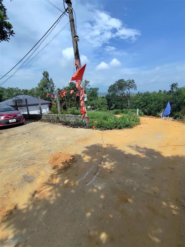 Lô góc 2 mặt tiền cực thoángview sông đà thoáng mát, khu đông dân cư, cách đường huyện lộ chỉ 200m