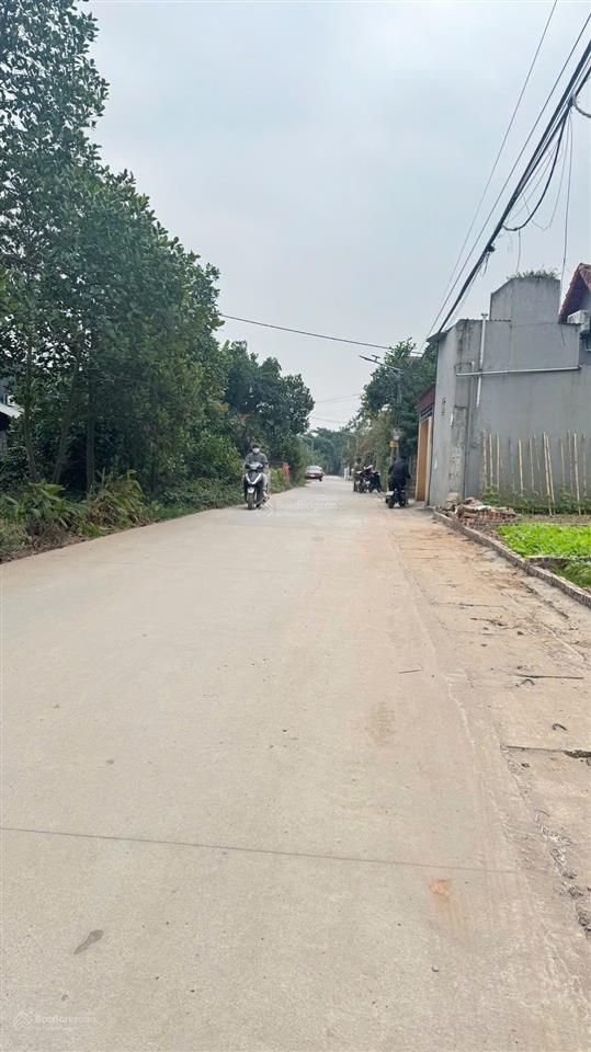 Bán lô đất 2 mặt đường 75m2 xã văn giang sát kđt việt star (mới quy hoạch) đường thanh niên